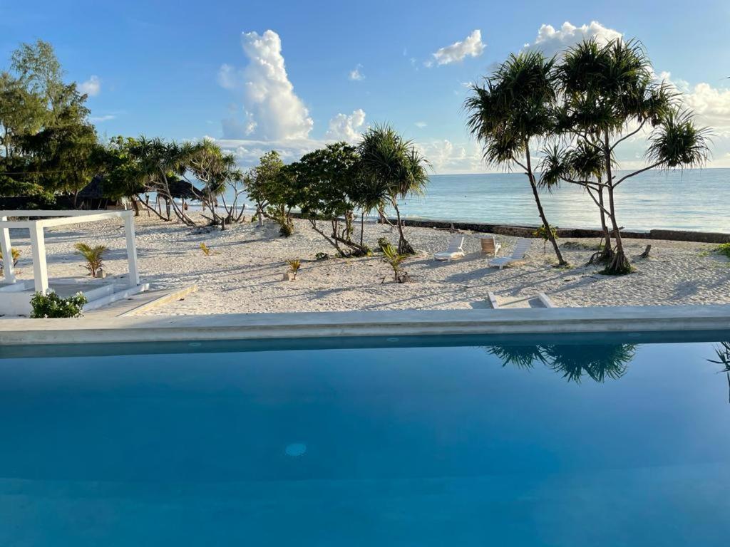Jambo Beach Hotel Paje Exterior photo